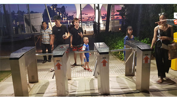 三輥閘 擺閘兩款產(chǎn)品怎么樣？