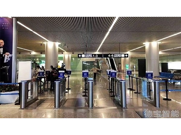 擺閘速通門是什么樣的？怎么區(qū)分？