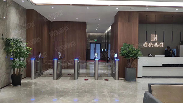 閘機(jī)多少錢一臺(tái)？